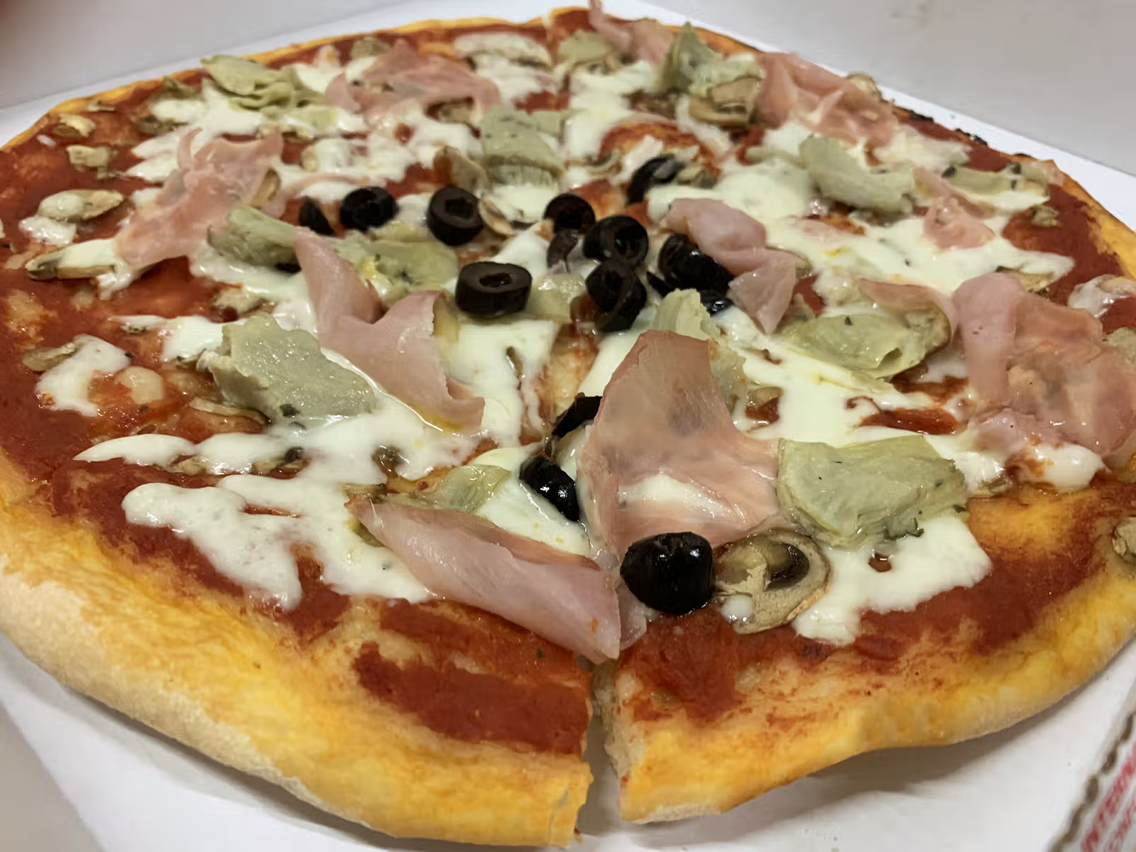 Pizza Capricciosa