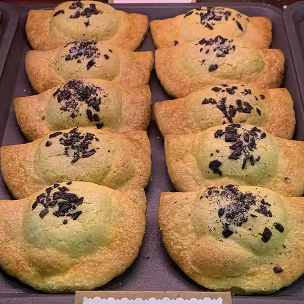 Calcioni di ricotta e cioccolato