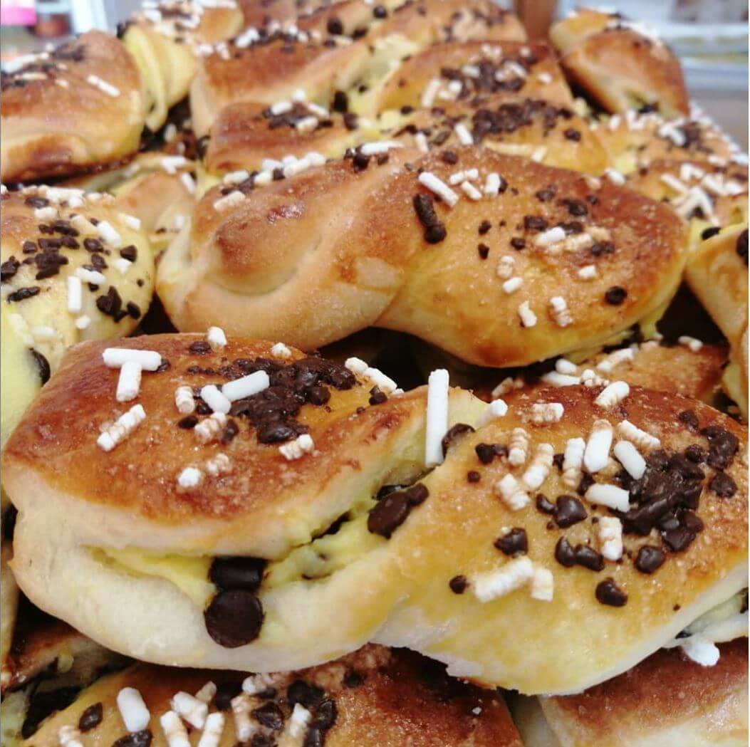 Treccine crema e cioccolato